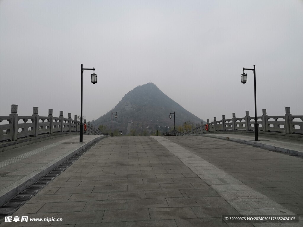 华山