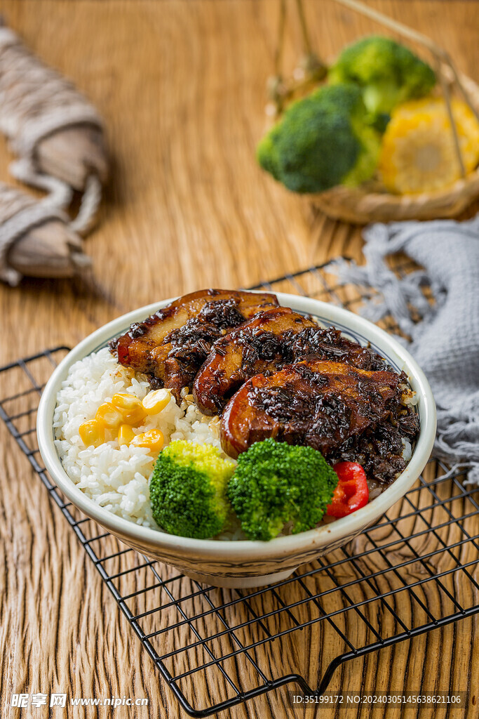 梅干菜肉饭