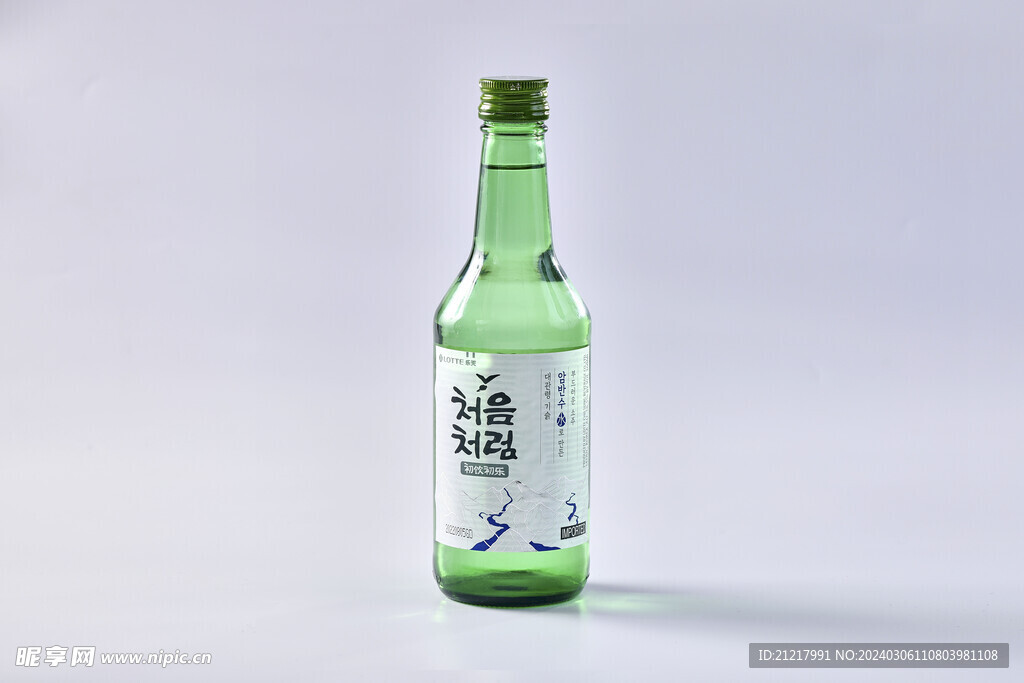 韩国真露原味烧酒拍摄图