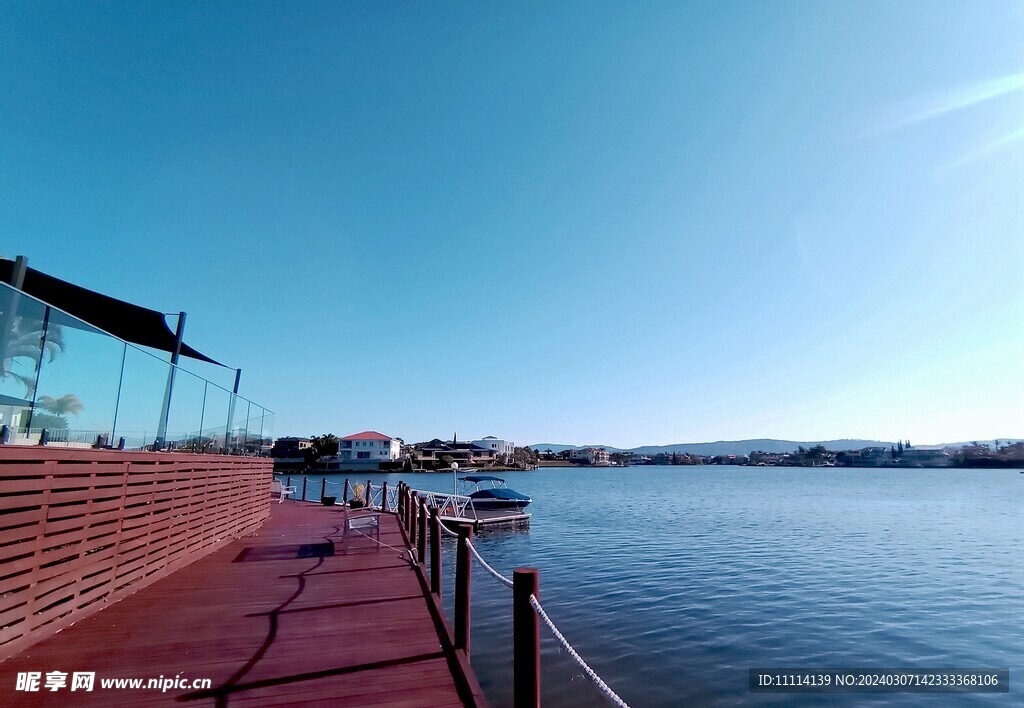 黄金海岸清水湾湖畔风景