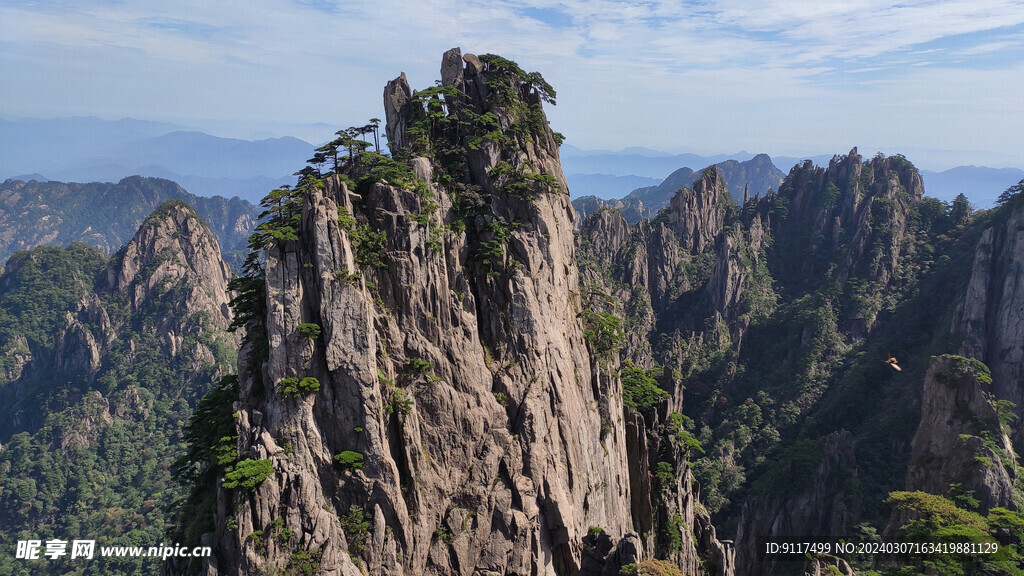 黄山奇峰