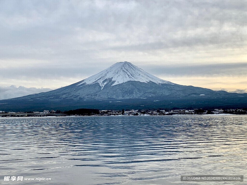 美丽的富士山