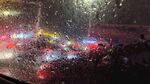 下雨天车窗外