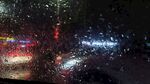 下雨天车窗外