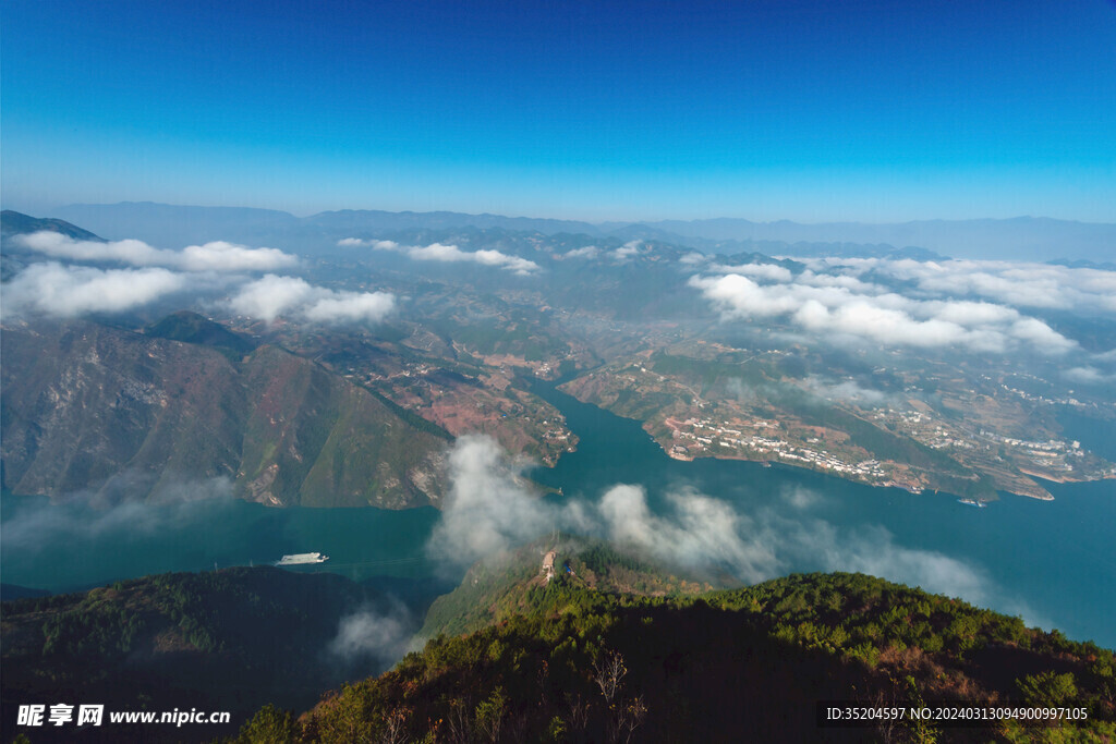 山峡风光 