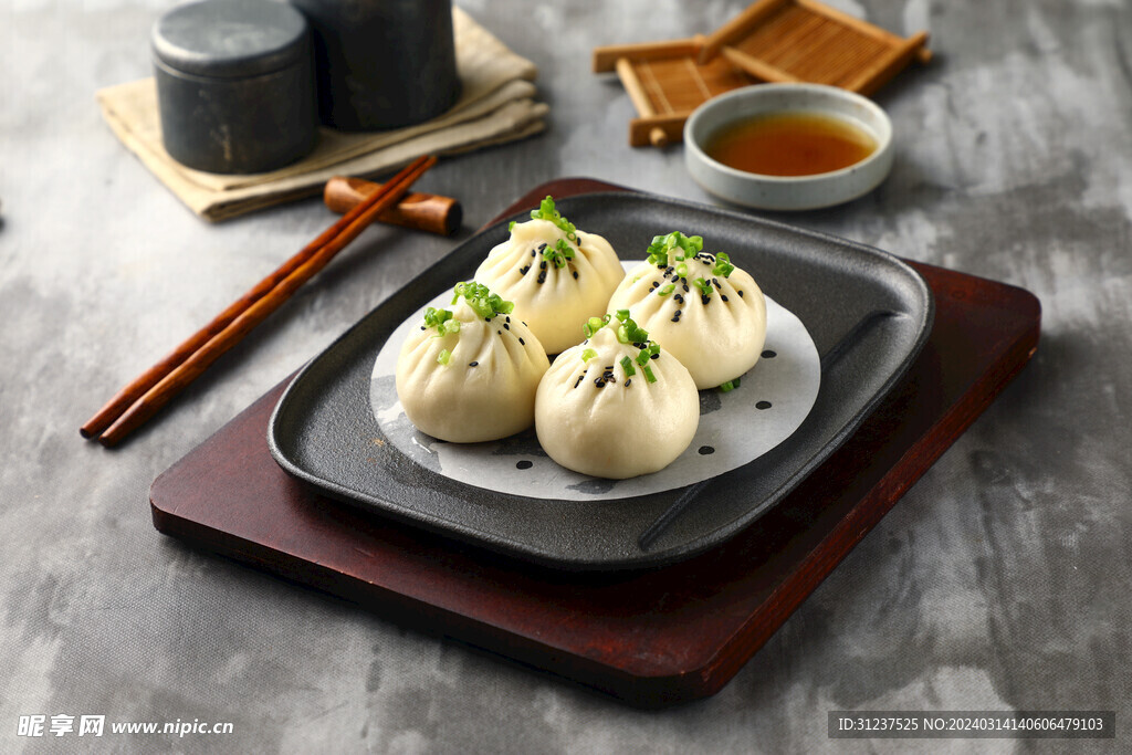 蟹粉鲜肉生煎包