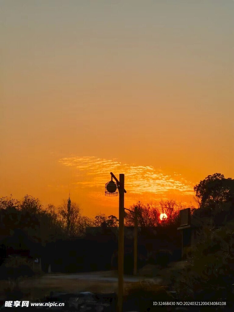 傍晚的太阳