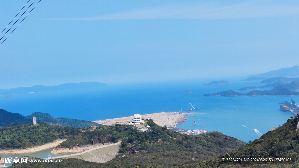 蔚蓝海岸