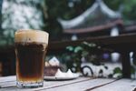 椰香奶沫冰拿铁