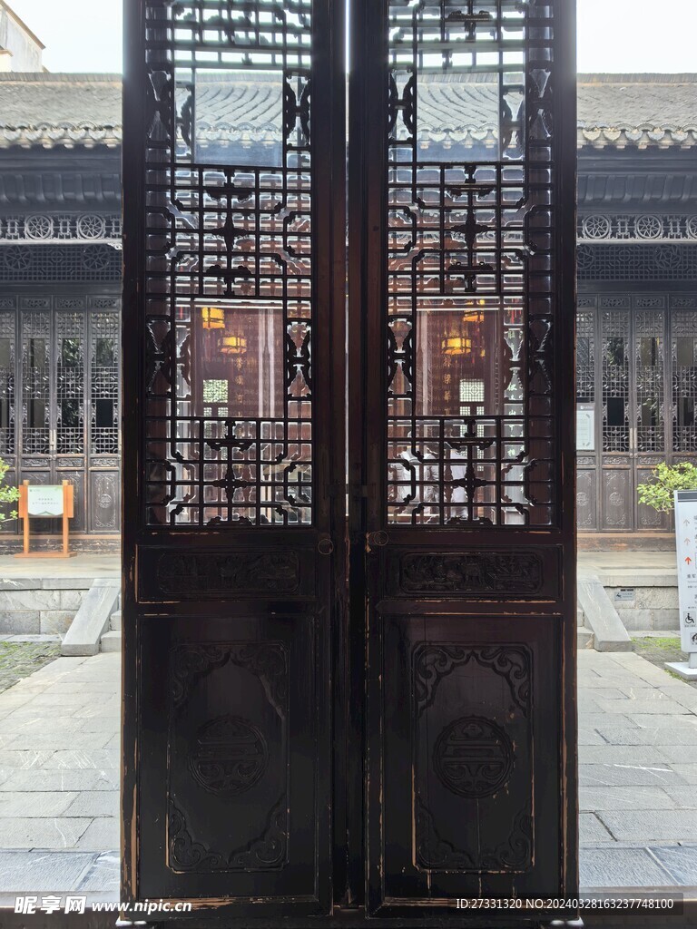 李鸿章故居中式古典木门