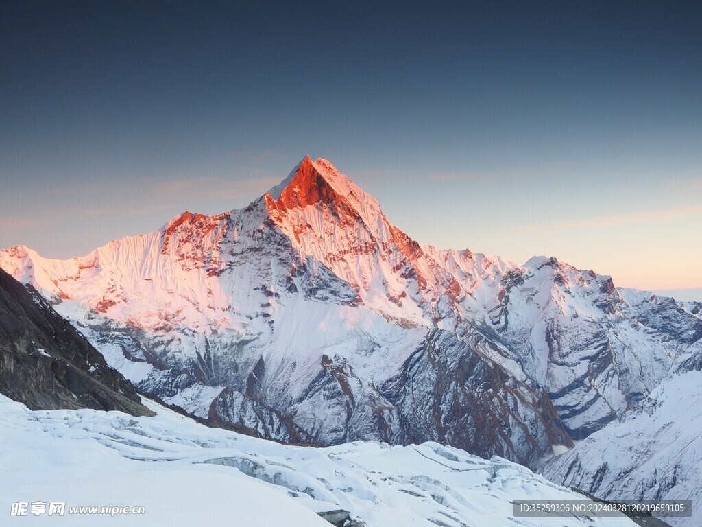 雪山图