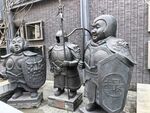 卡通将士雕塑