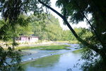 小河边