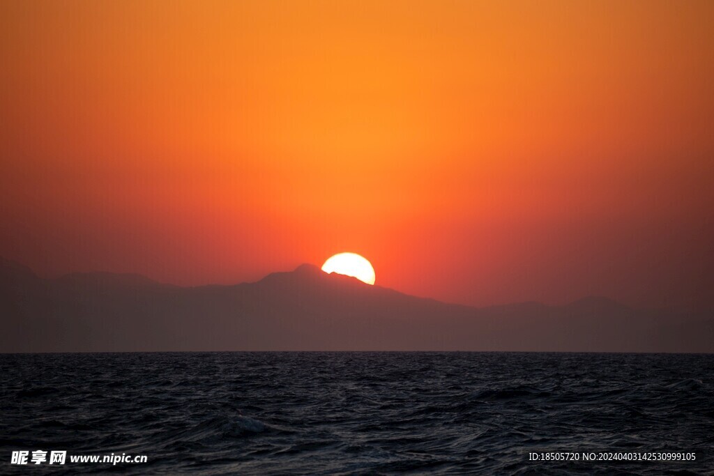 黄昏海景