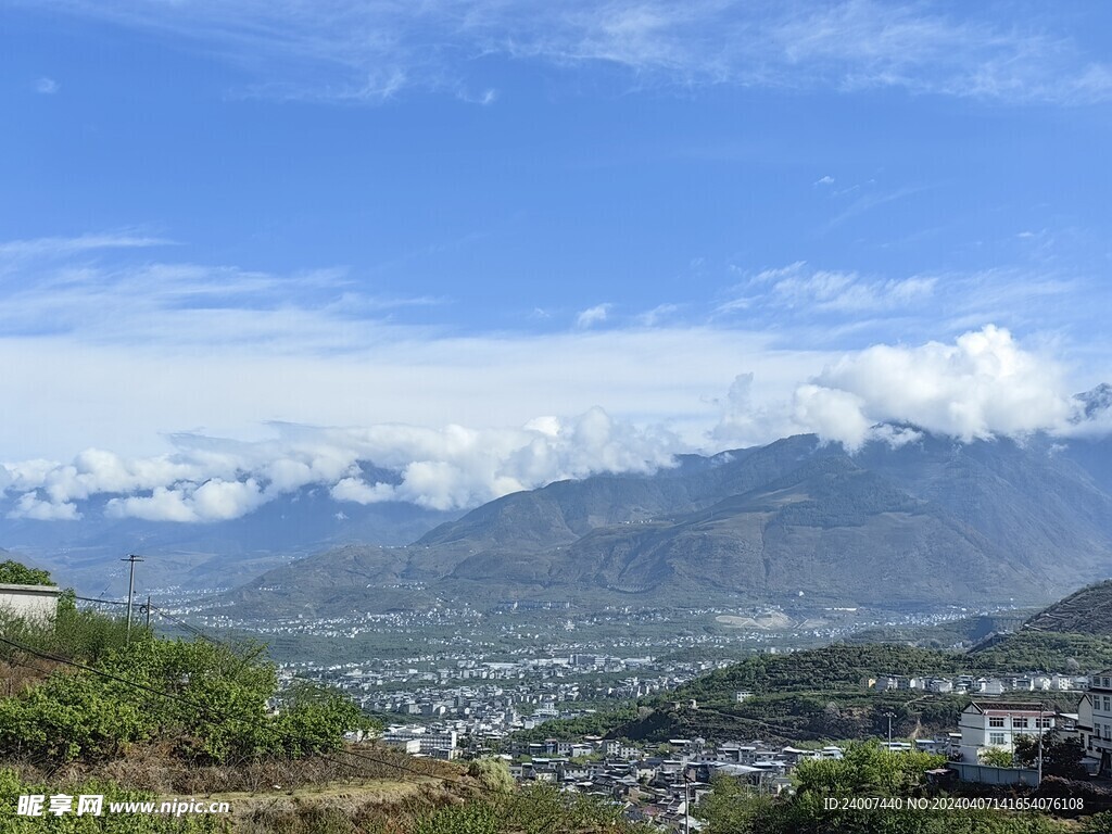 大山云层