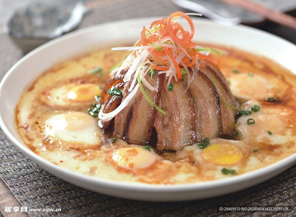 蒸肉卧蛋