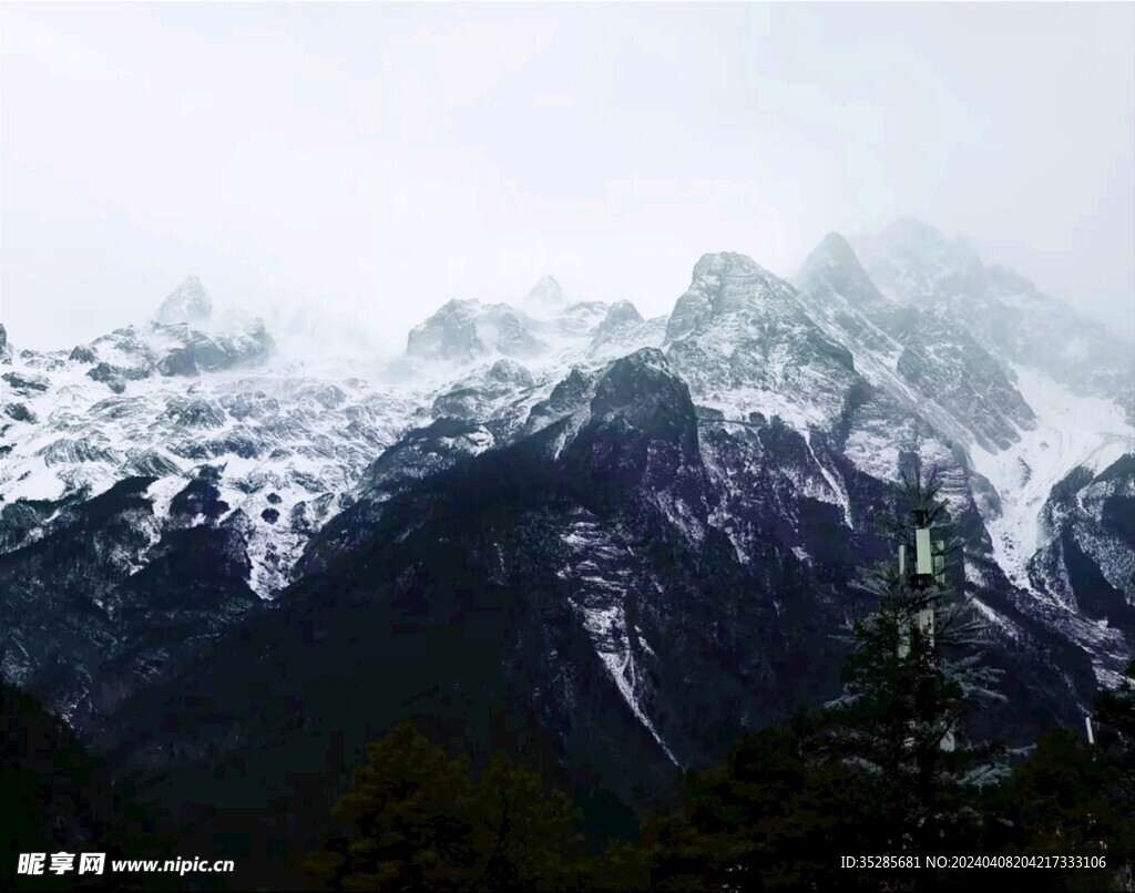 玉龙雪山