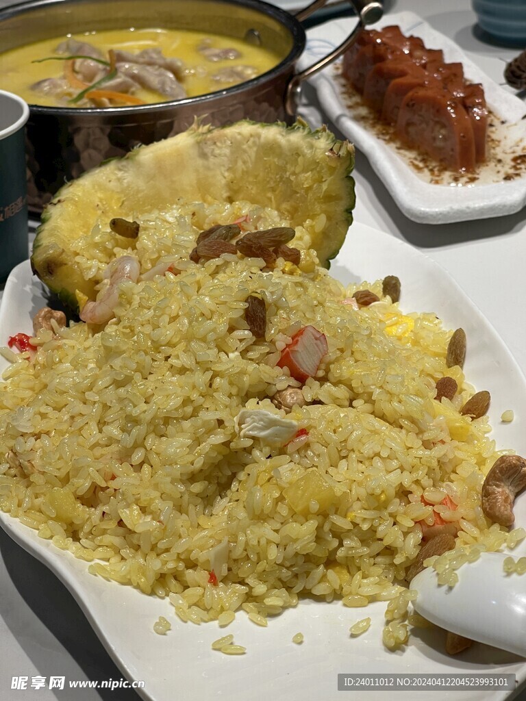 菠萝炒饭