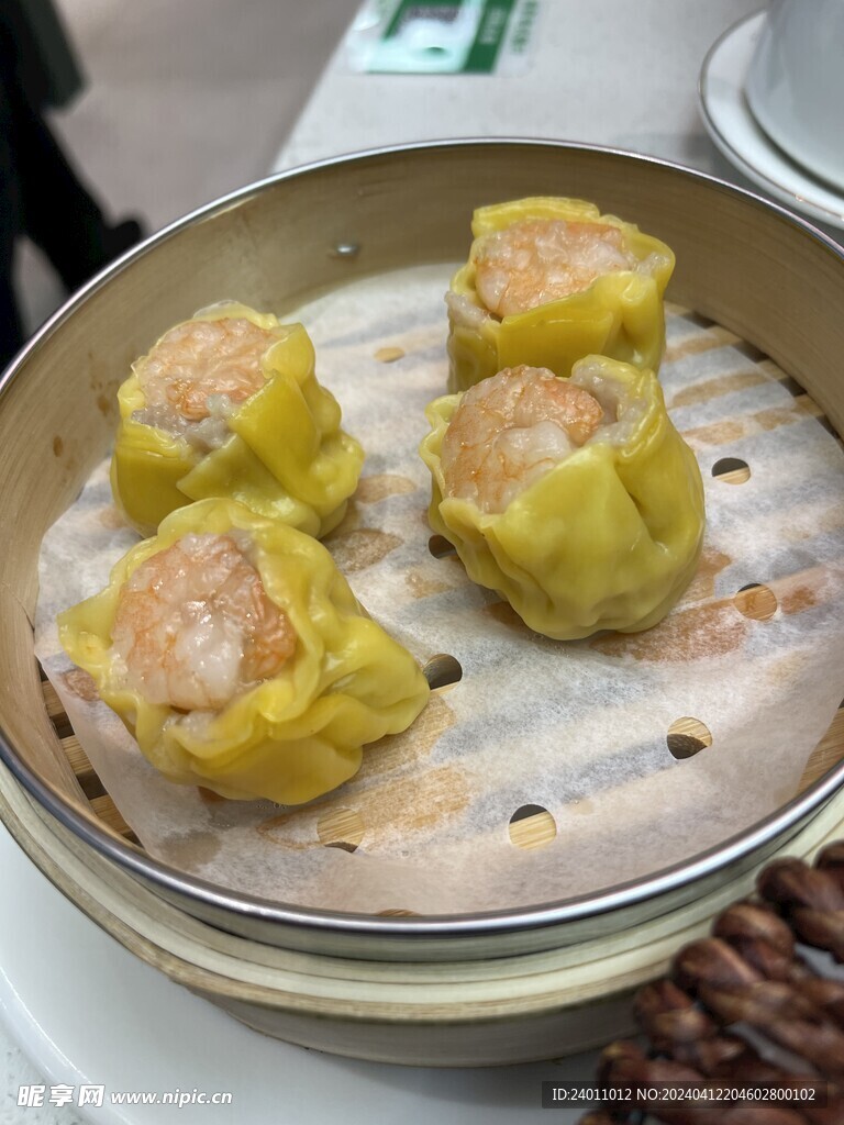 港餐虾仁烧麦