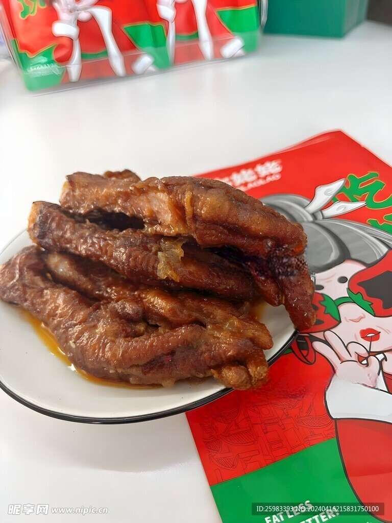 卤鸡爪 