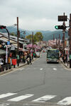 岚山下街景