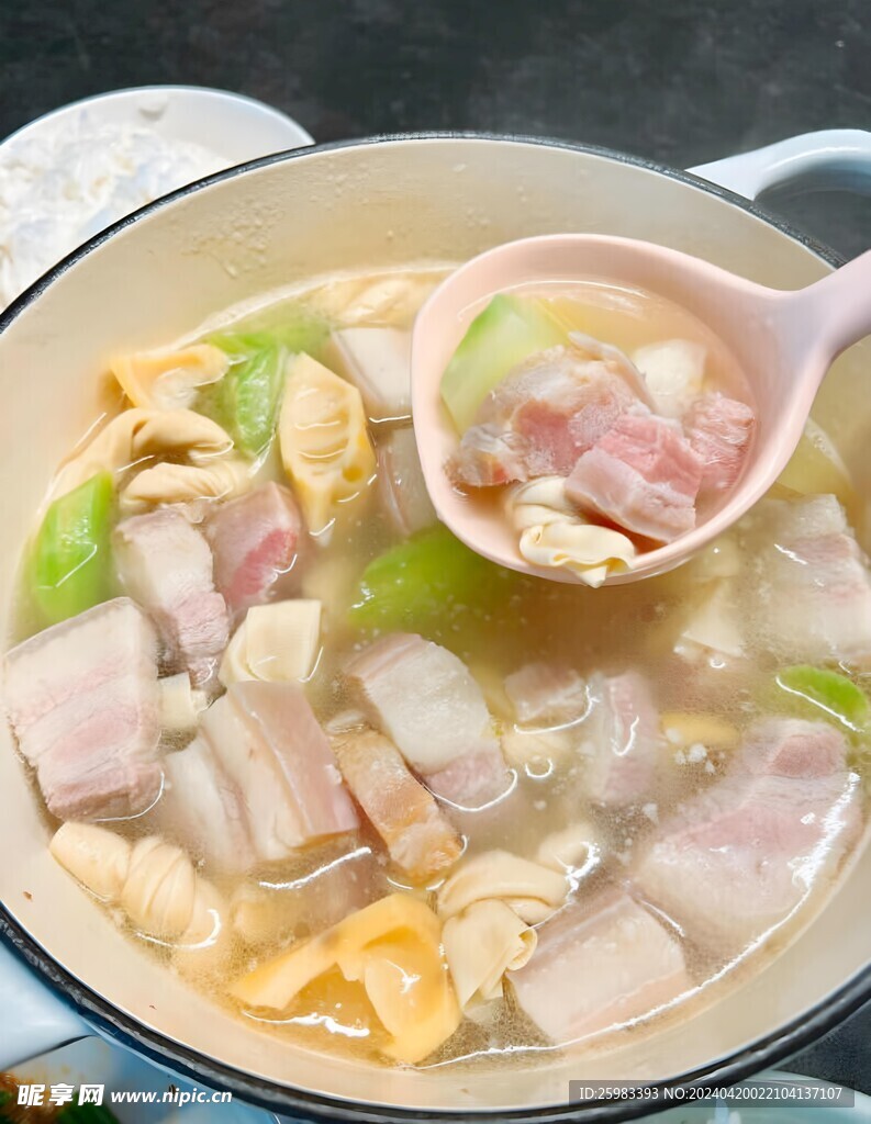 丝瓜咸肉汤