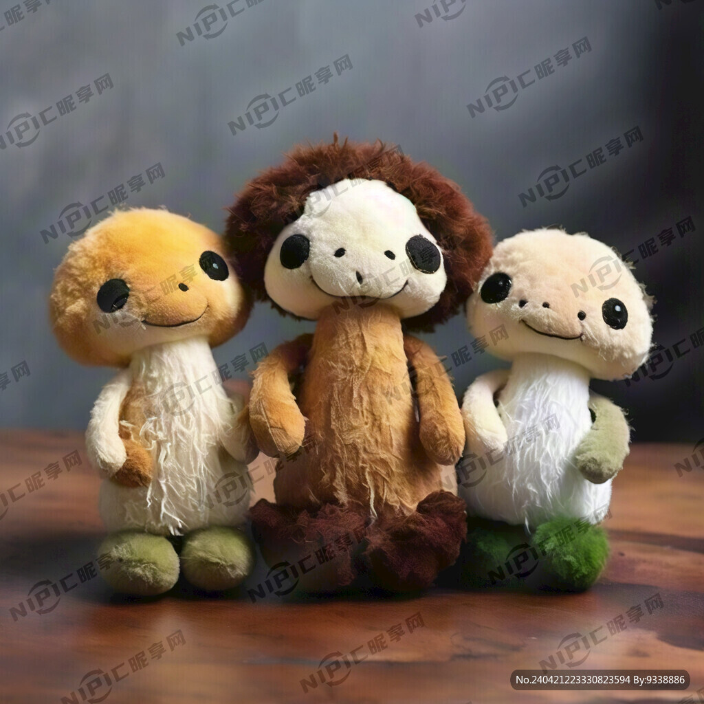 4个可爱菌菇毛绒玩具放在一排