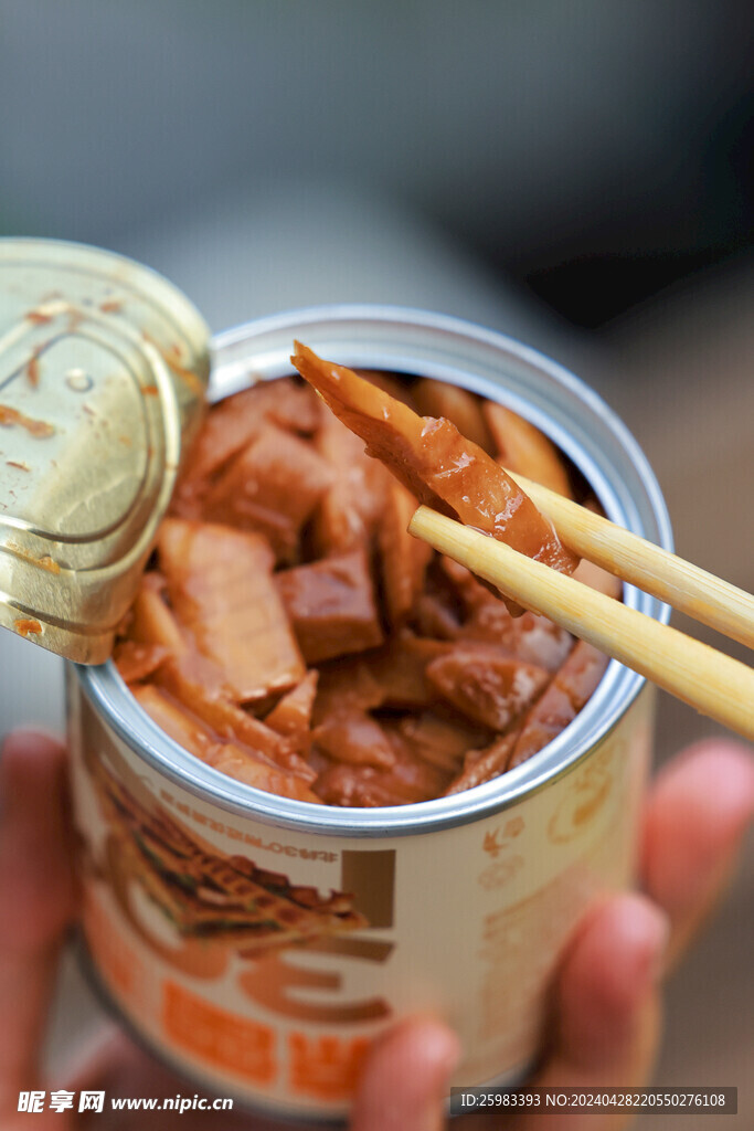 油焖竹笋罐头