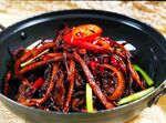 干锅爆炒茶树菇