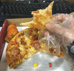 披萨