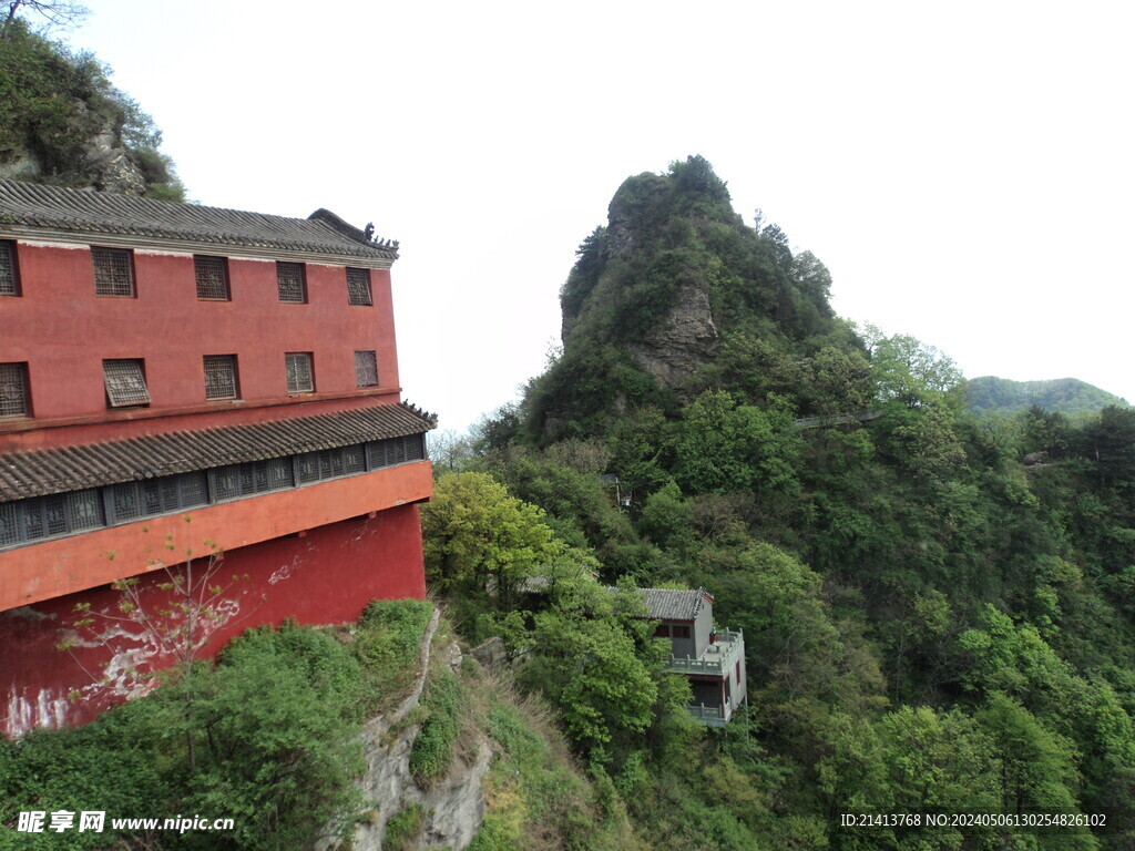 山路风景