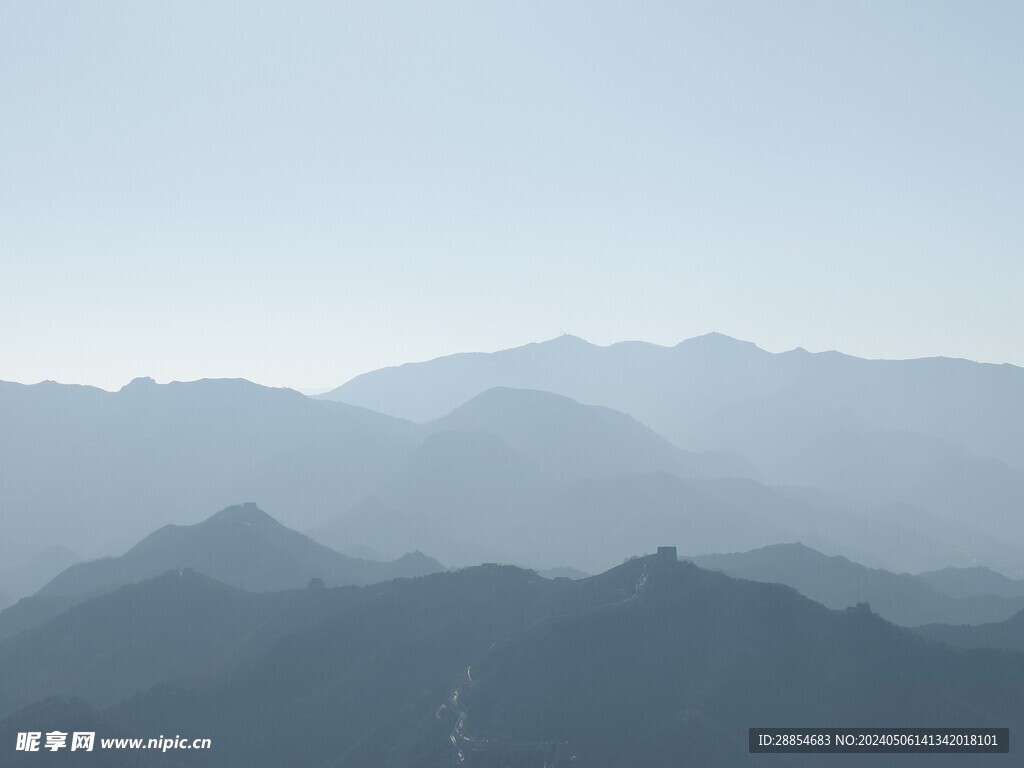 群山