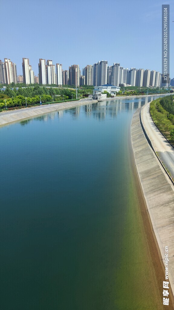 城市 河流 