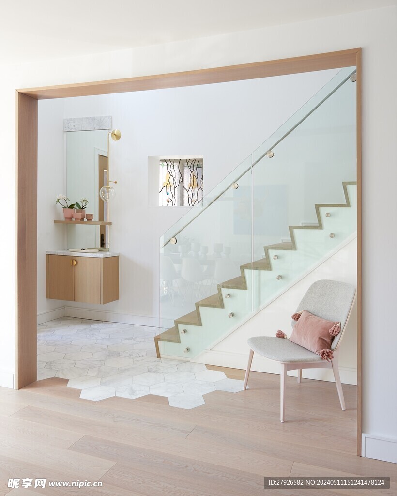 玻璃楼梯