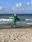 海滩女士