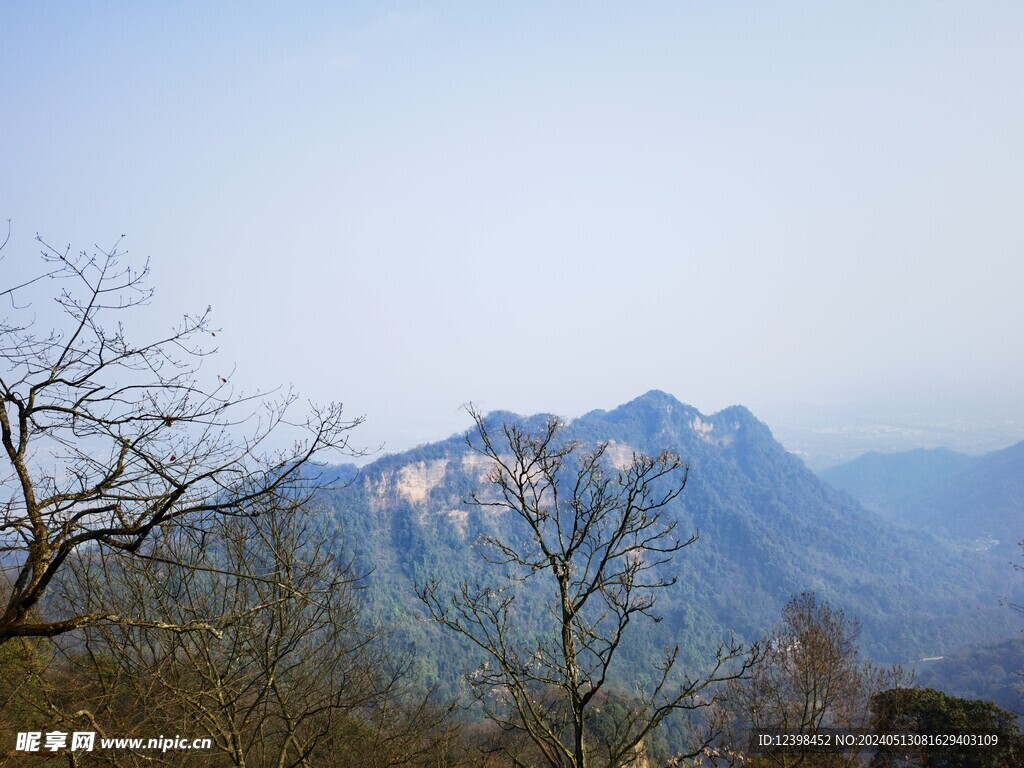 青城山山峰