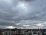 阴天山雨欲来的一天