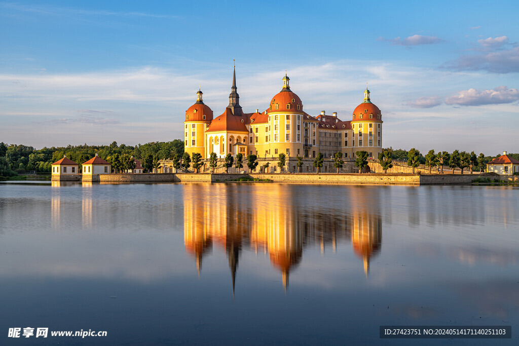 德国池塘城堡莫里茨堡城堡塔