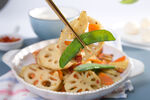 莲藕炒豌豆角