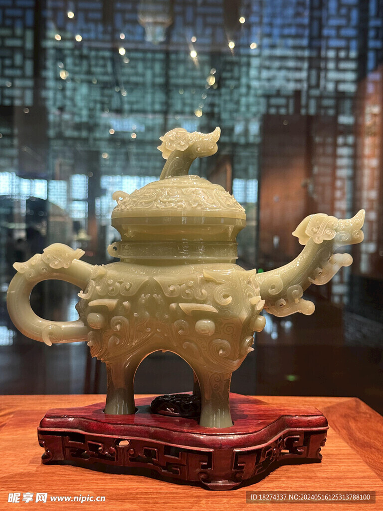 工艺美术馆馆藏展品玉雕