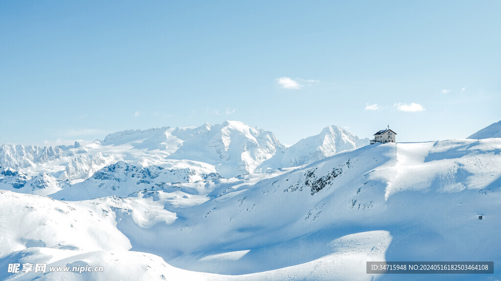 连绵的雪山