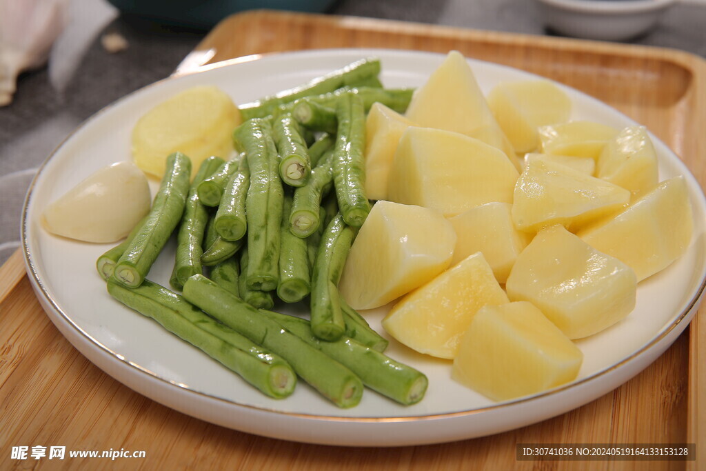 土豆炖豆角