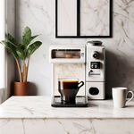 给我做一个九块九元咖啡的室内效果图以白色为主色调带着咖啡机操作台冰箱