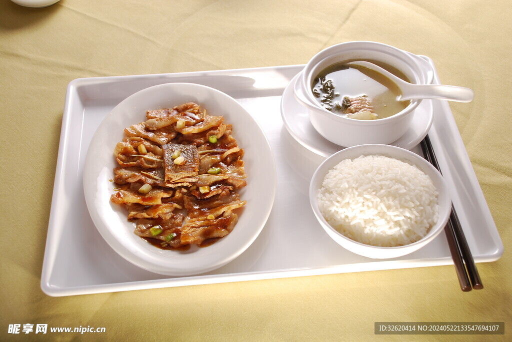 咸鱼肉饼饭