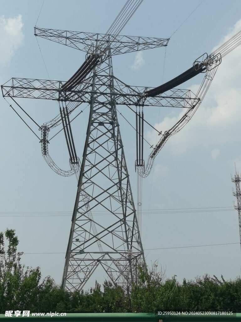 高压线杆 电力设施 国家电网 