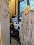 汉服店橱窗
