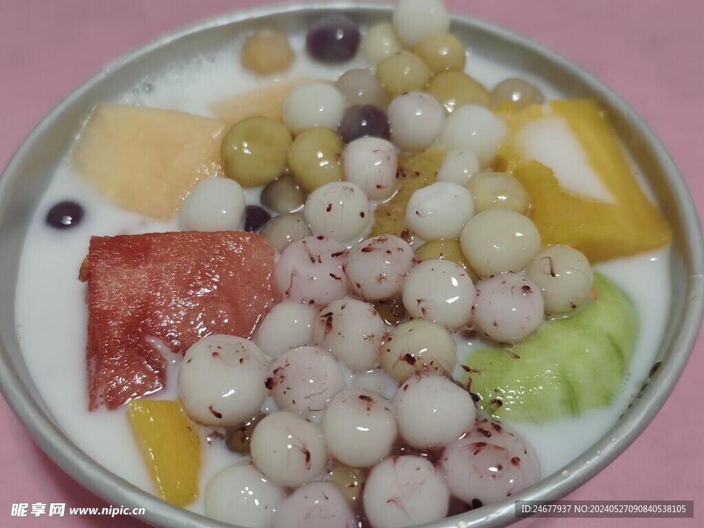 冰汤圆