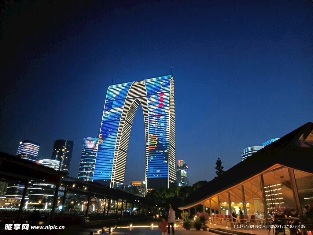 东方之门