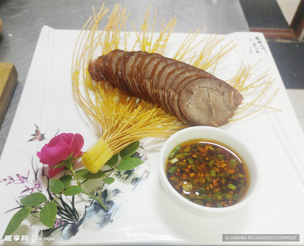 五香卤牛肉