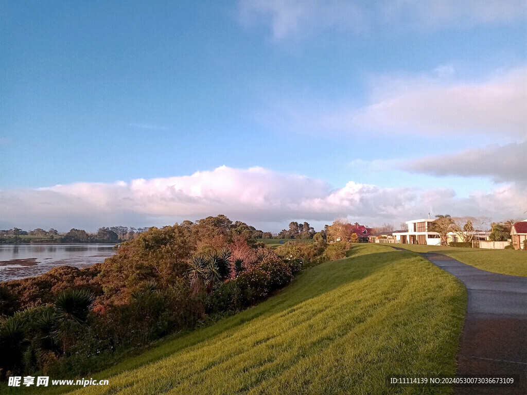 海滨小镇风景